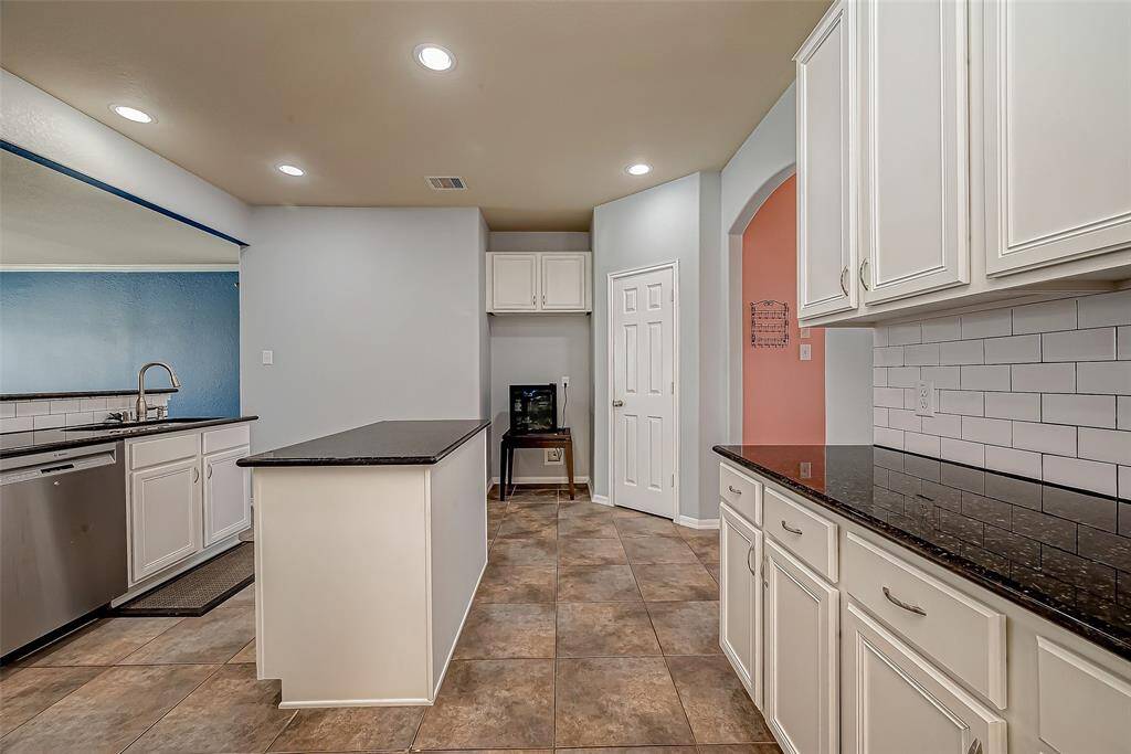 Open Kitchen