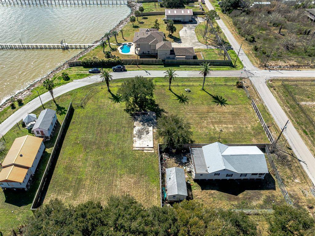 This photo shows entire parcel of land, this listing is for half of Lots 1-4 (see diagram).