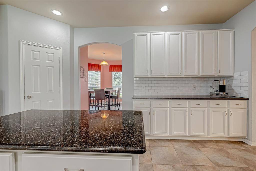 Walk-in Pantry