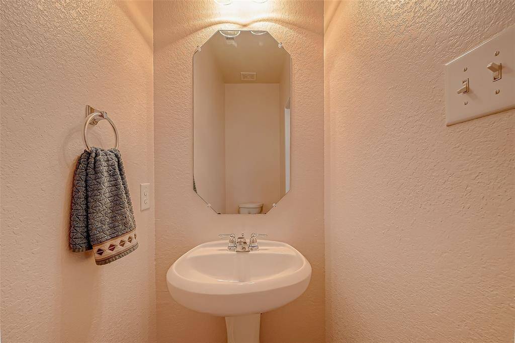 Downstairs Half Bath