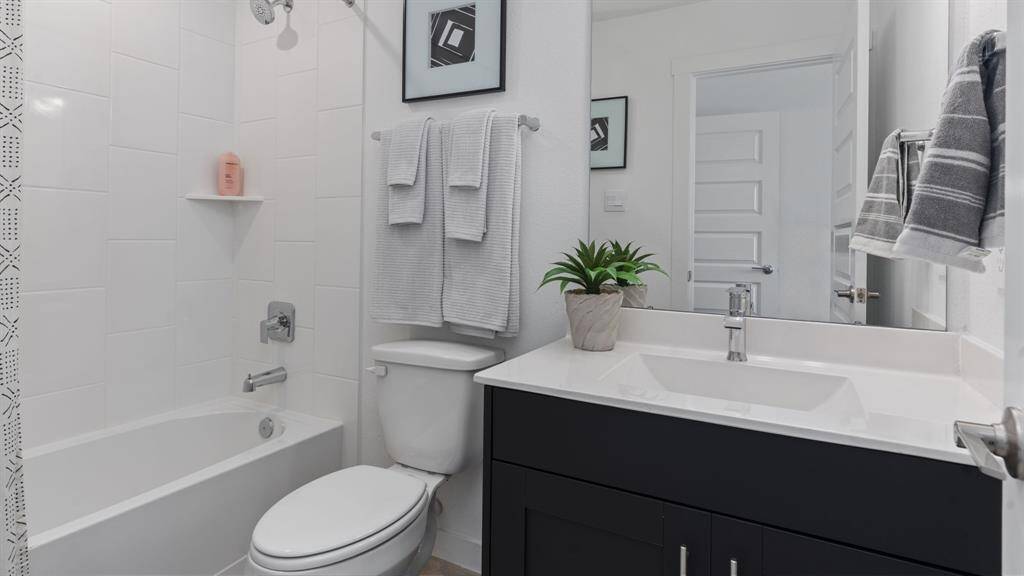 *Images and 3D tour are for illustration only and options may vary from home as built.