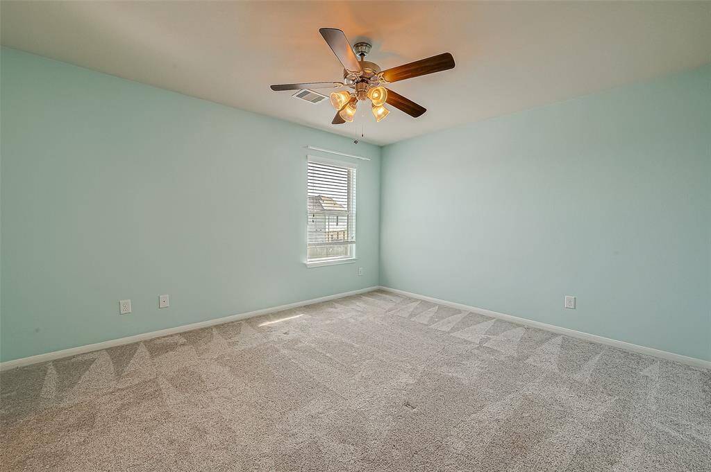 Guest Bedroom #1