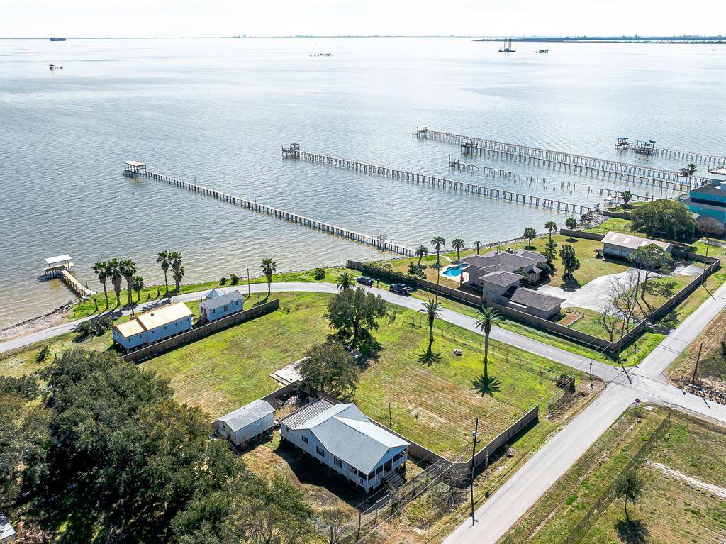 This photo shows entire parcel of land, this listing is for half of Lots 1-4 (see diagram).