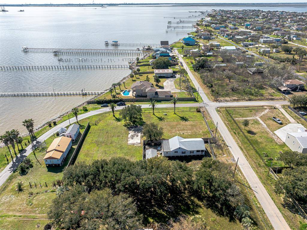 This photo shows entire parcel of land, this listing is for half of Lots 1-4 (see diagram).