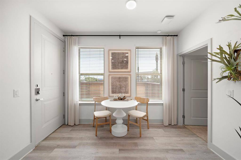 MODEL UNIT, LAYOUT MAY DIFFER