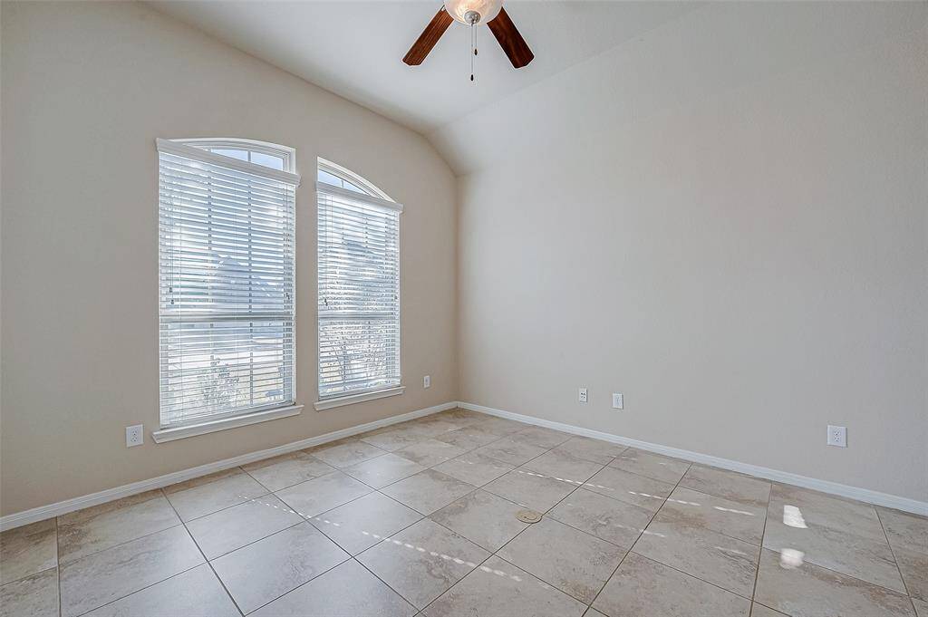 Empty Home Office