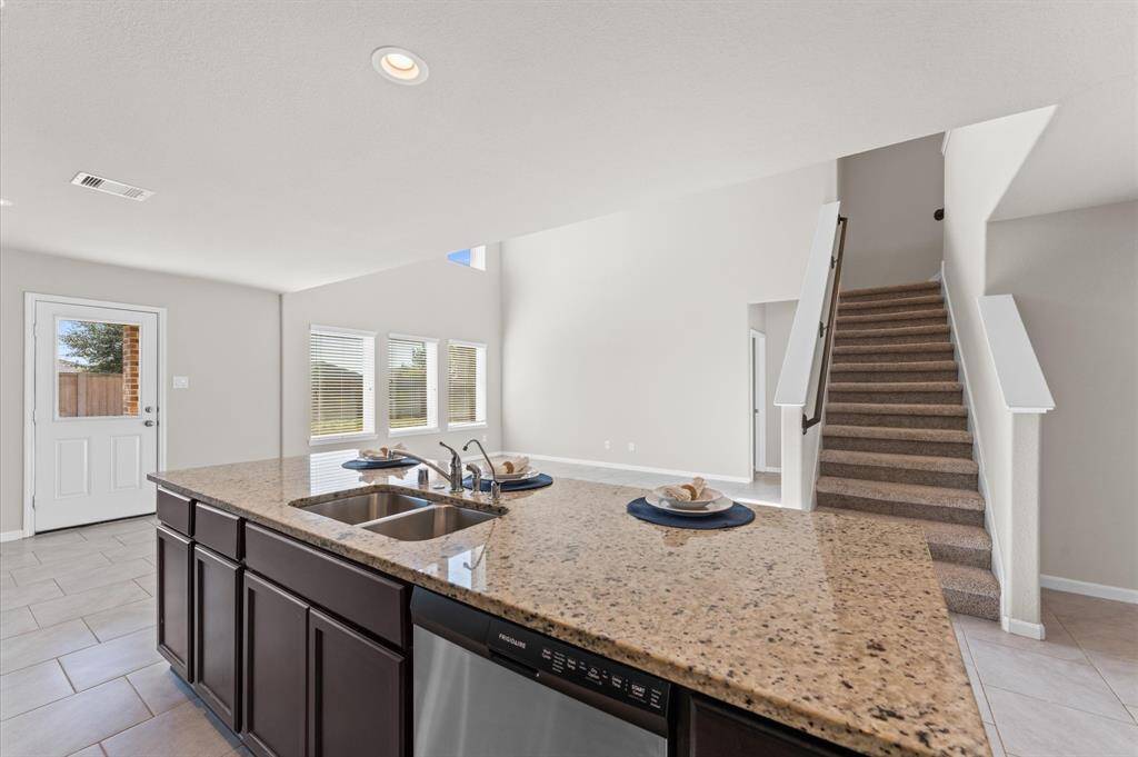 It’s a space that inspires culinary creativity while staying connected to the rest of the home