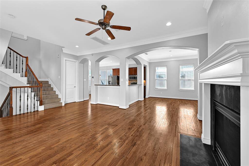 Livingroom open to the dining area.
