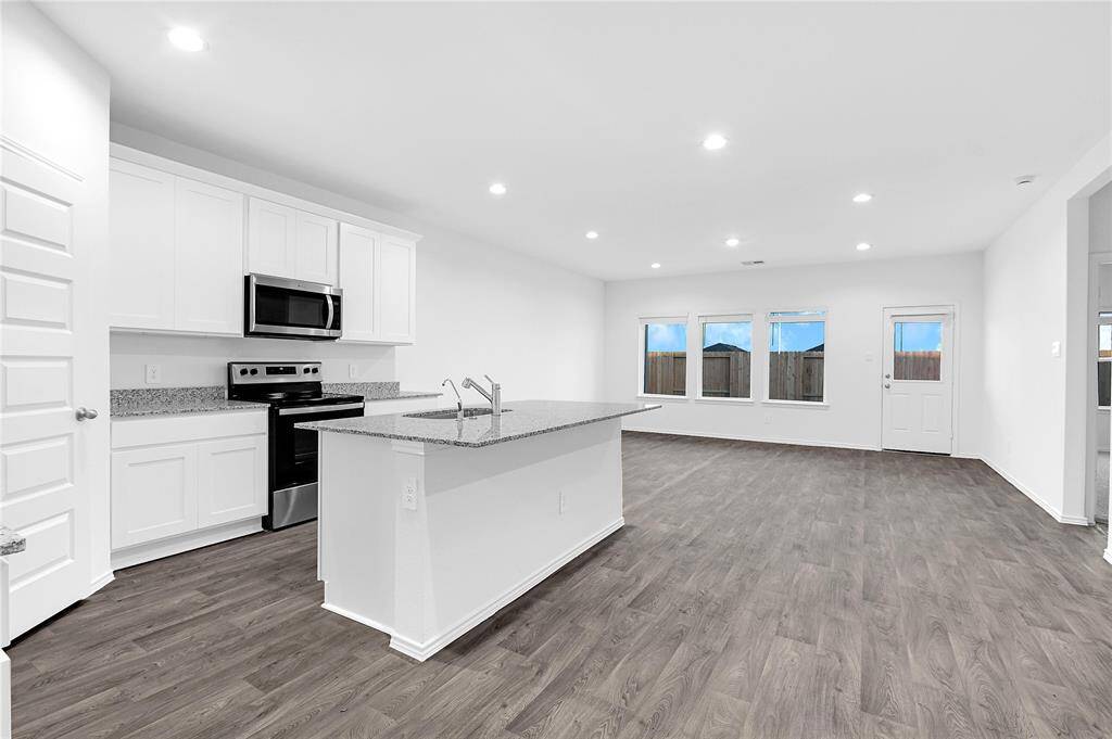 *Images and 3D tour are for illustration only and options may vary from home as built.