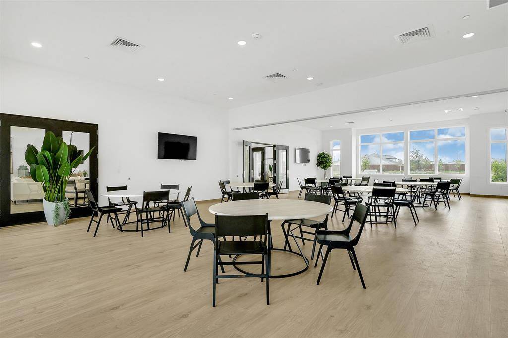 *Images and 3D tour are for illustration only and options may vary from home as built.