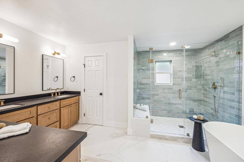 Primary Shower