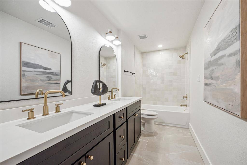 Secondary Bathroom