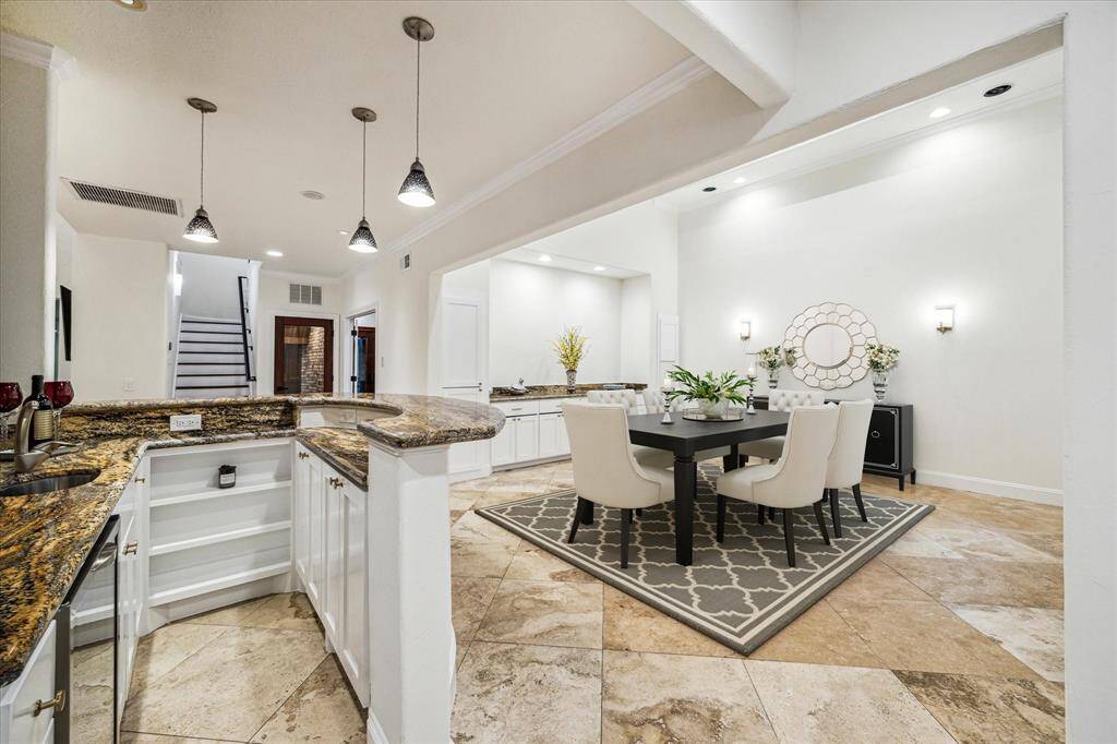 WET BAR/FORMAL DINING... Virtually Staged.