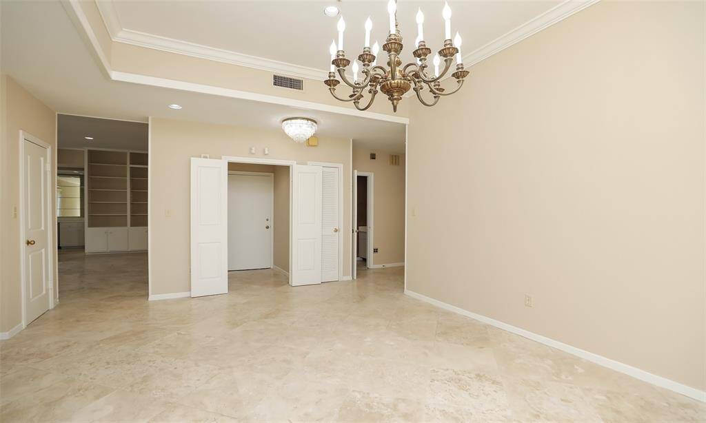 Another picture of the dining room