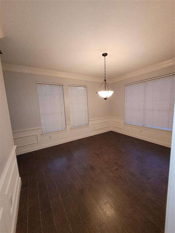 Another view of the dining room from the kitchen.