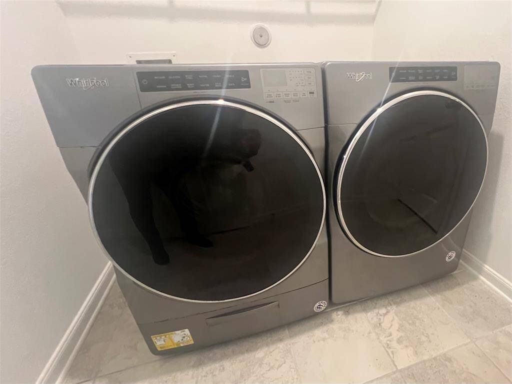 Washer and dryer included