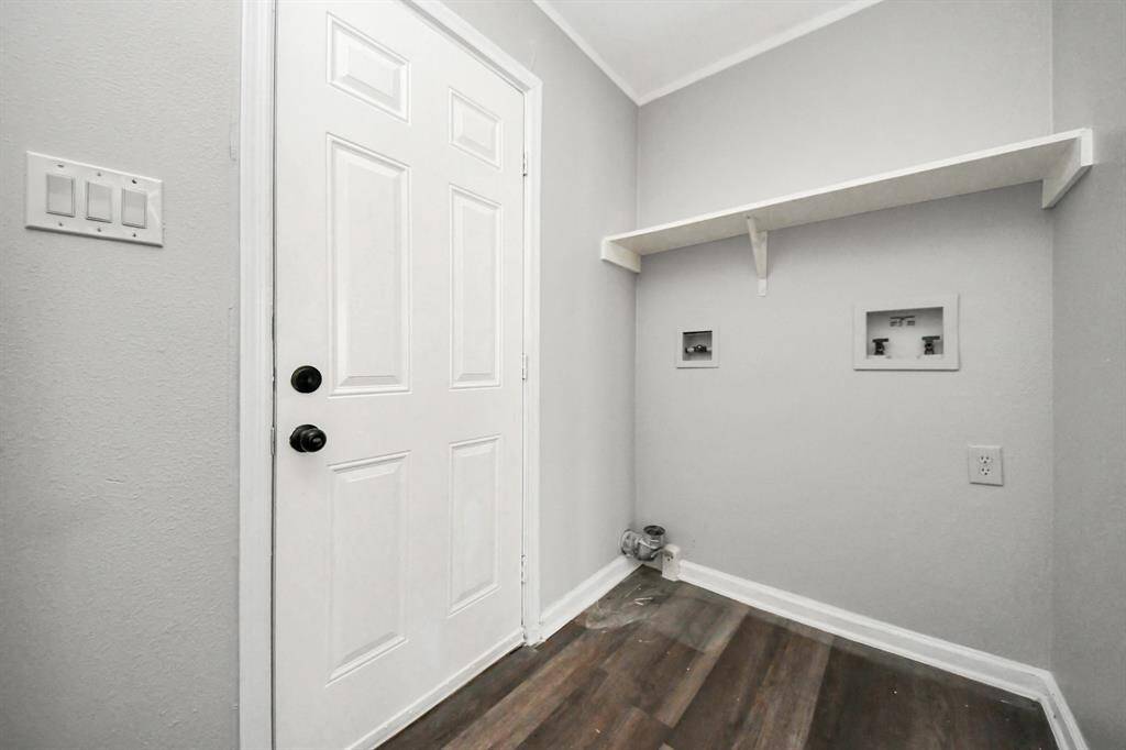 Washer and dryer connections.