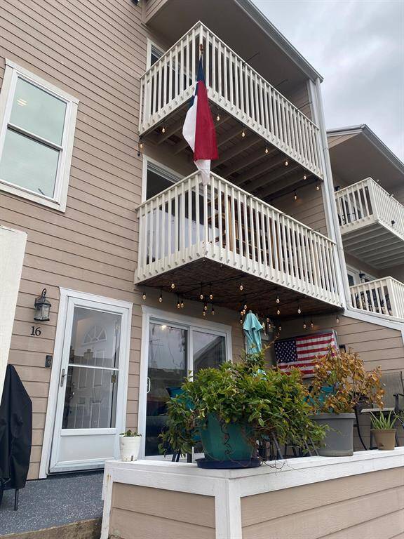 Welcome to 16 Mariner Village Dr. Front door faces the private marina. Home boasts 2 balcony's that face the marina and a covered 1st floor porch with mounted exterior tv to enjoy the water all year long