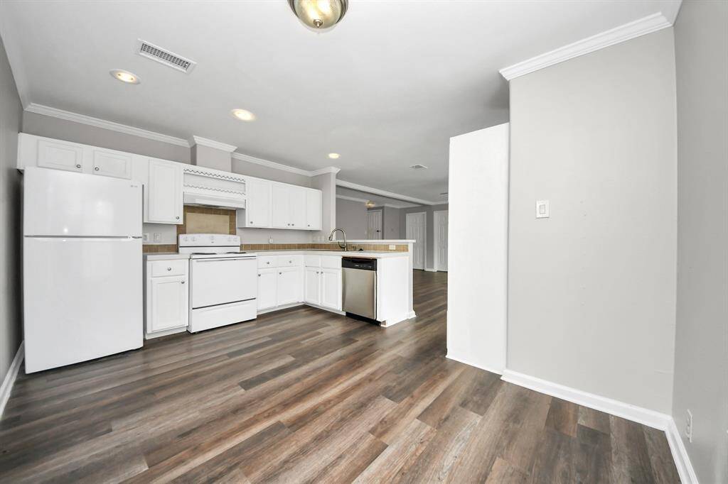 Refrigerator is included.