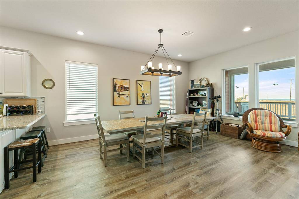 Dining area with beautiful views.