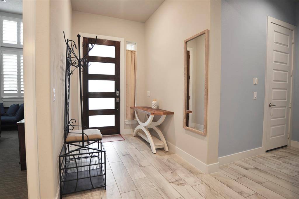 Inviting Entry