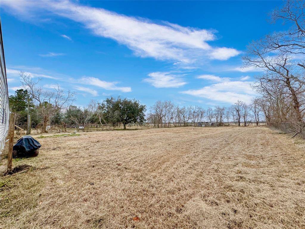 3-bed, 2-bath home on appx .73 acre - fully fenced.