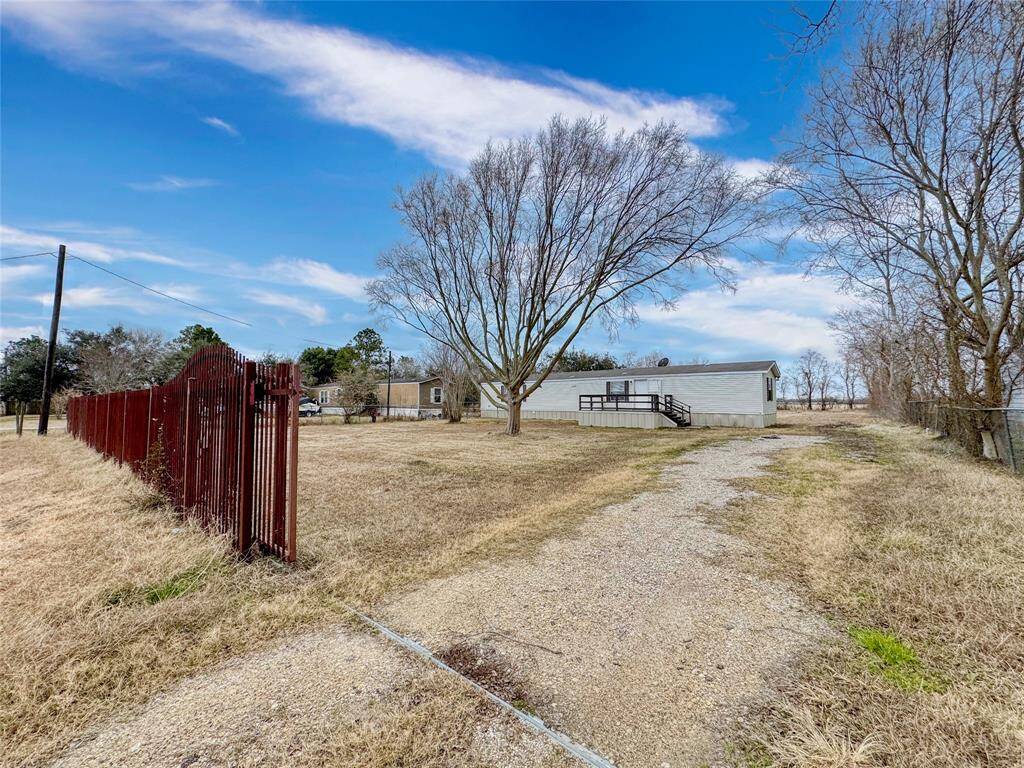 3-bed, 2-bath home on appx .73 acre - fully fenced.