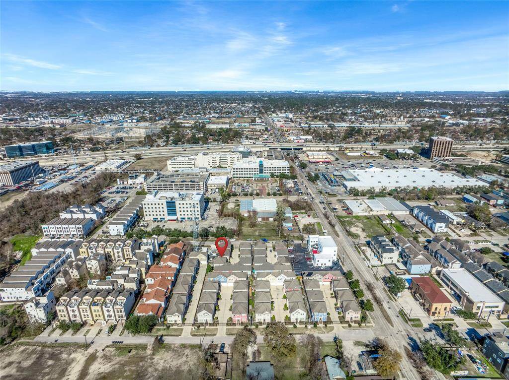 Arial view of home :2.