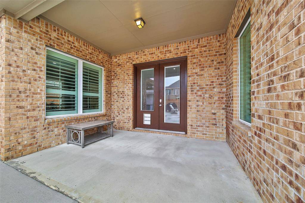 Set up a cozy shaded seating area under here.