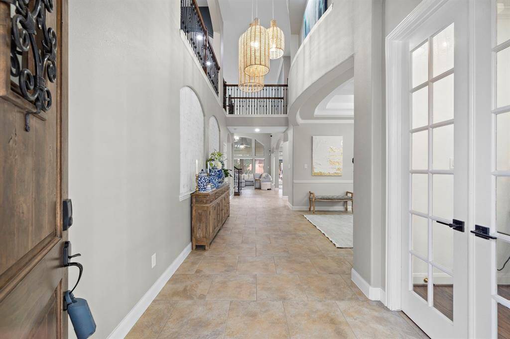 As your guest walk in they will immediately notice the grand entry and lighting.
