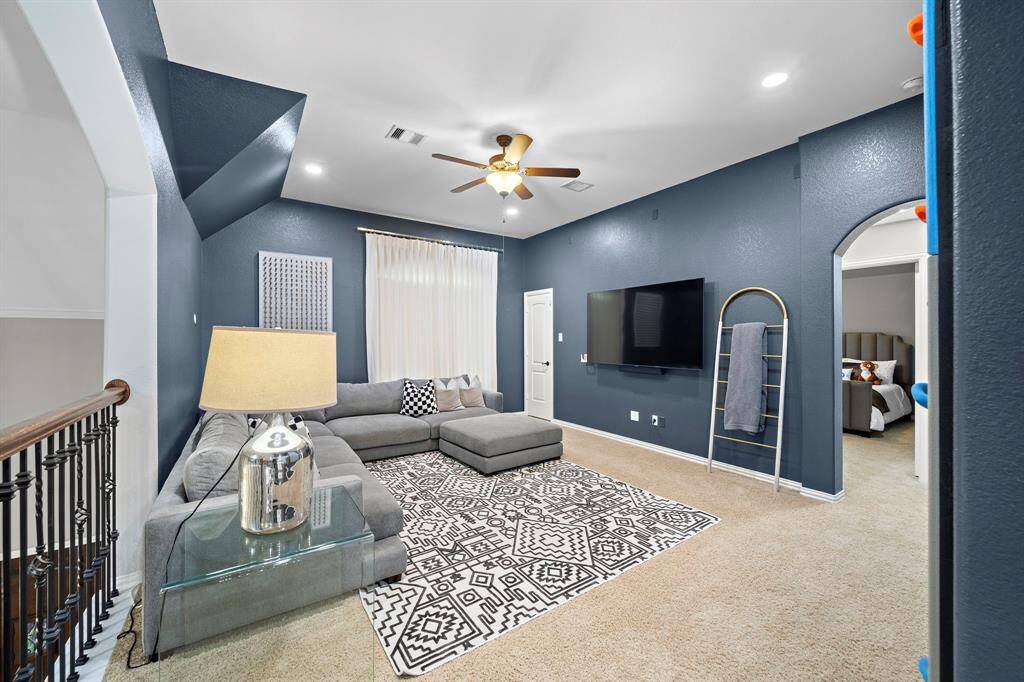 Spacious game with plenty of storage.