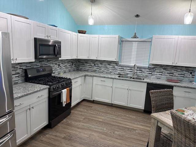 Lots of room for the gourmet cook!