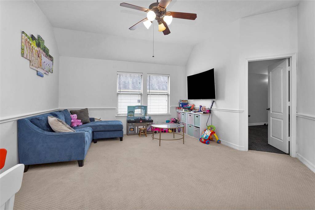 Upstairs game room/flex space.