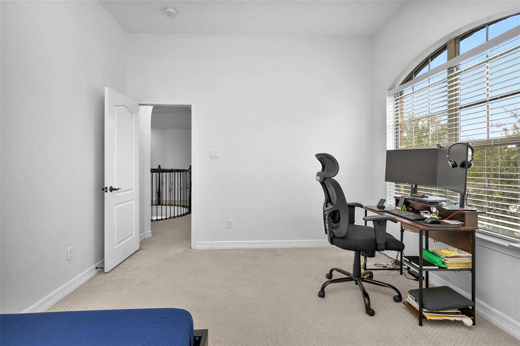 Fourth bedroom.