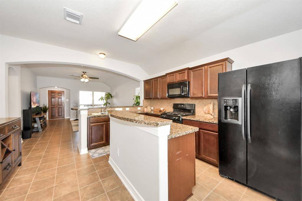 Kitchen with an island