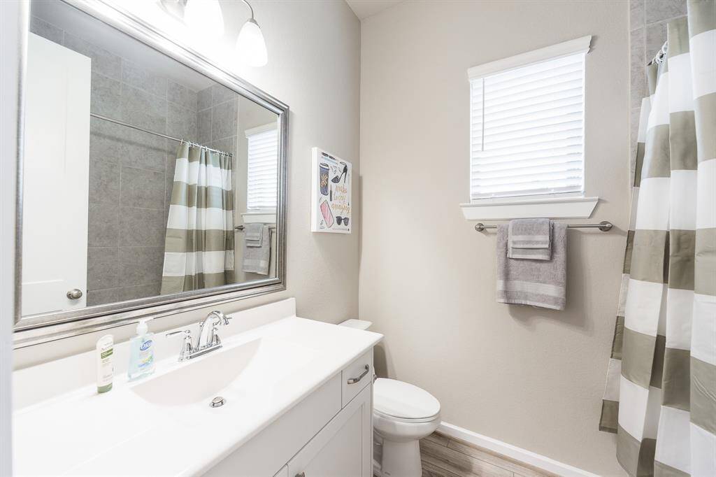 Bathroom 2