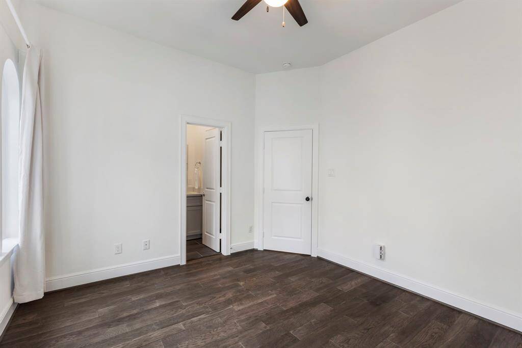 Another view of the secondary bedroom.