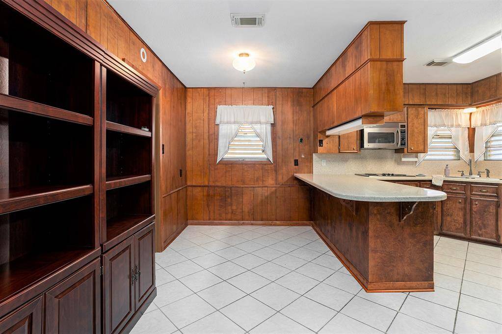 Spacious bar area with ample seating.