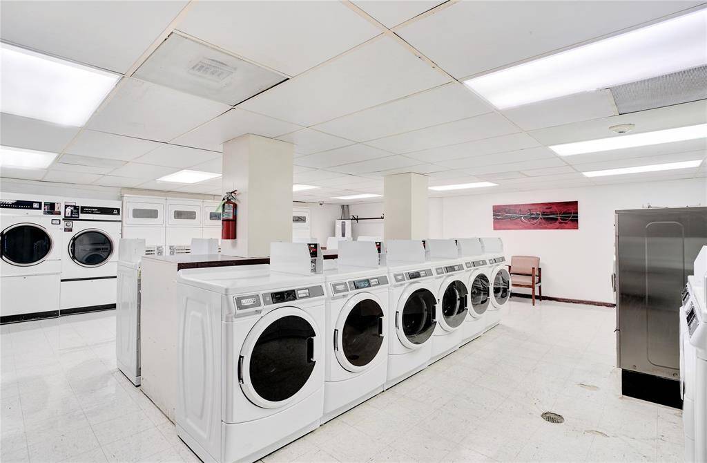 5th floor laundry room