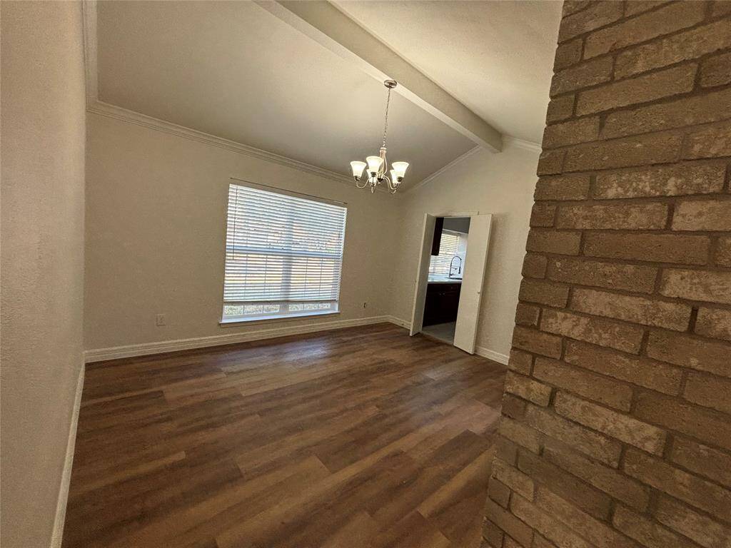 Formal dinning room