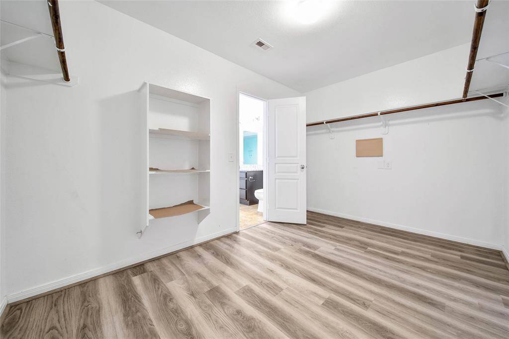 Check out this closet!