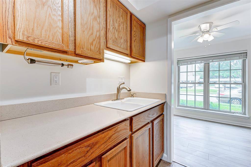 Floor 2 - Bedroom