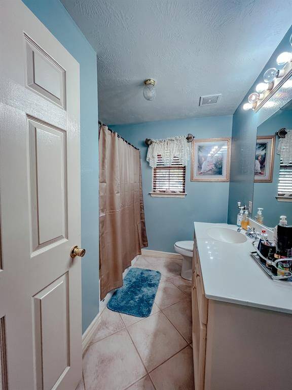 Secondary Bath
