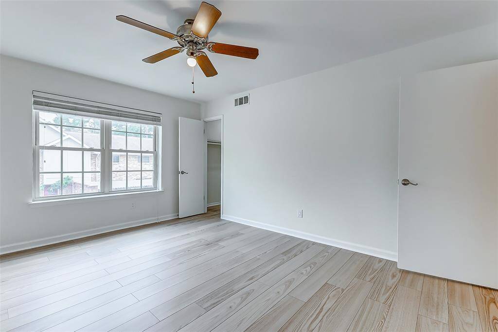 Floor 2 - Bedroom