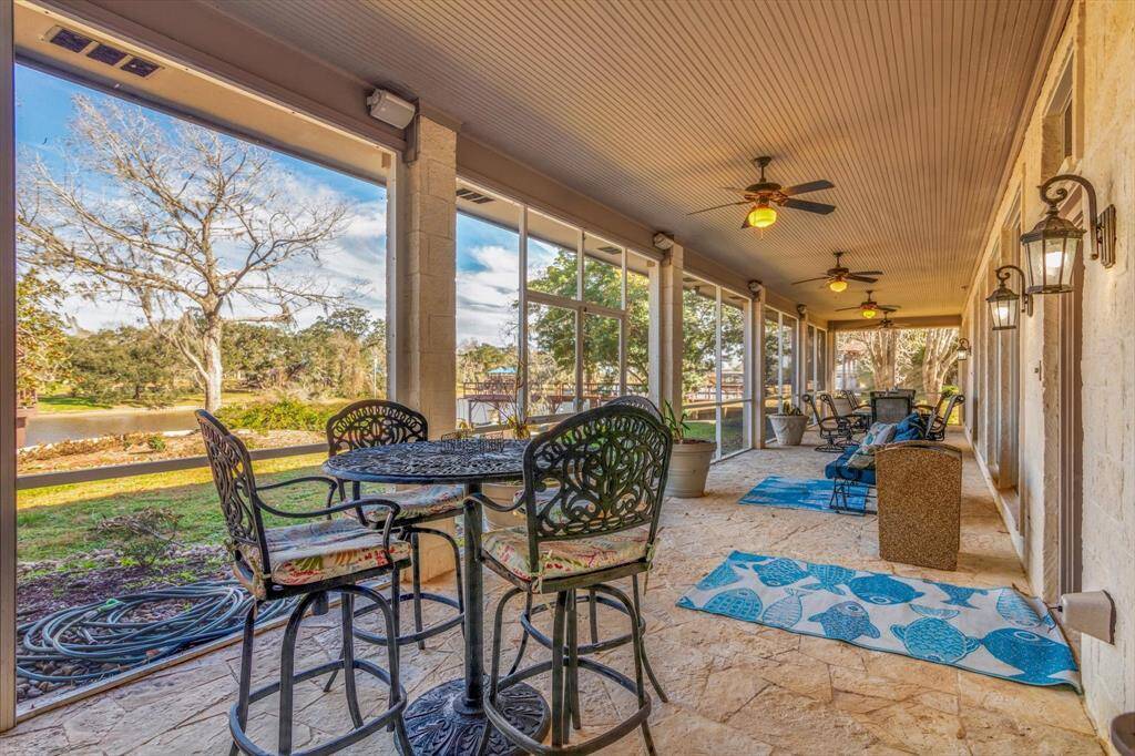 Additional screened porch view