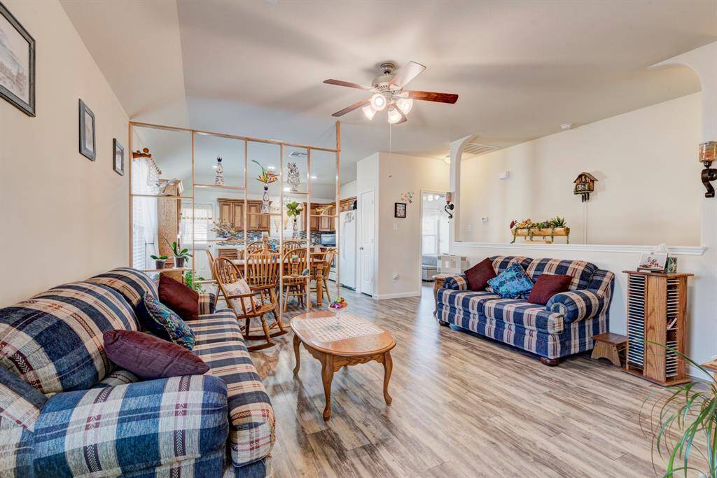 wood like flooring throughout