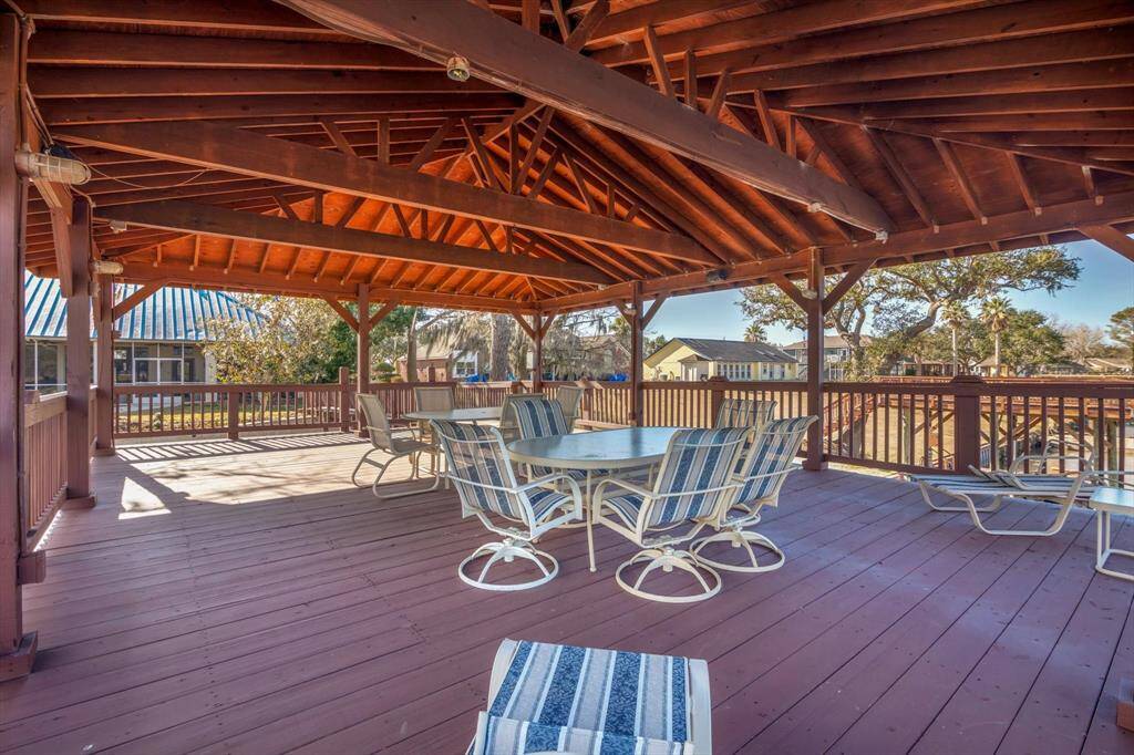 Upper deck of boat dock