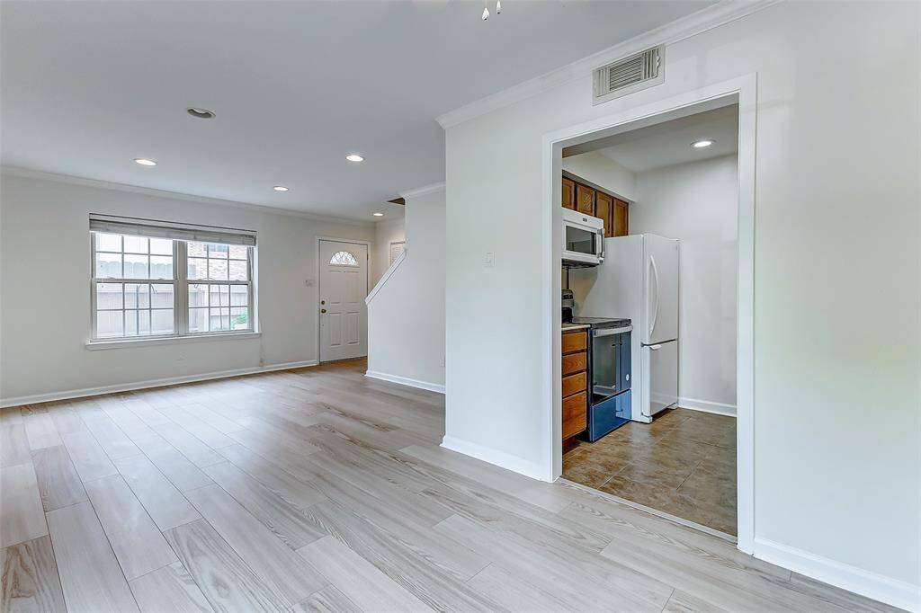 Floor 1 - Kitchen