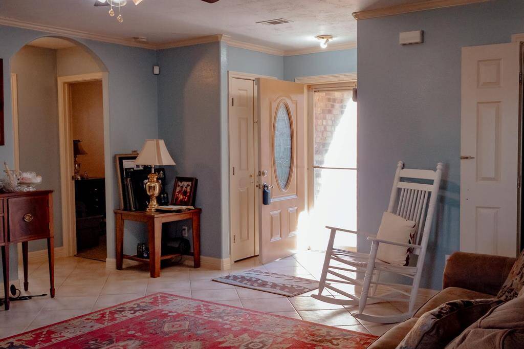 Living area2