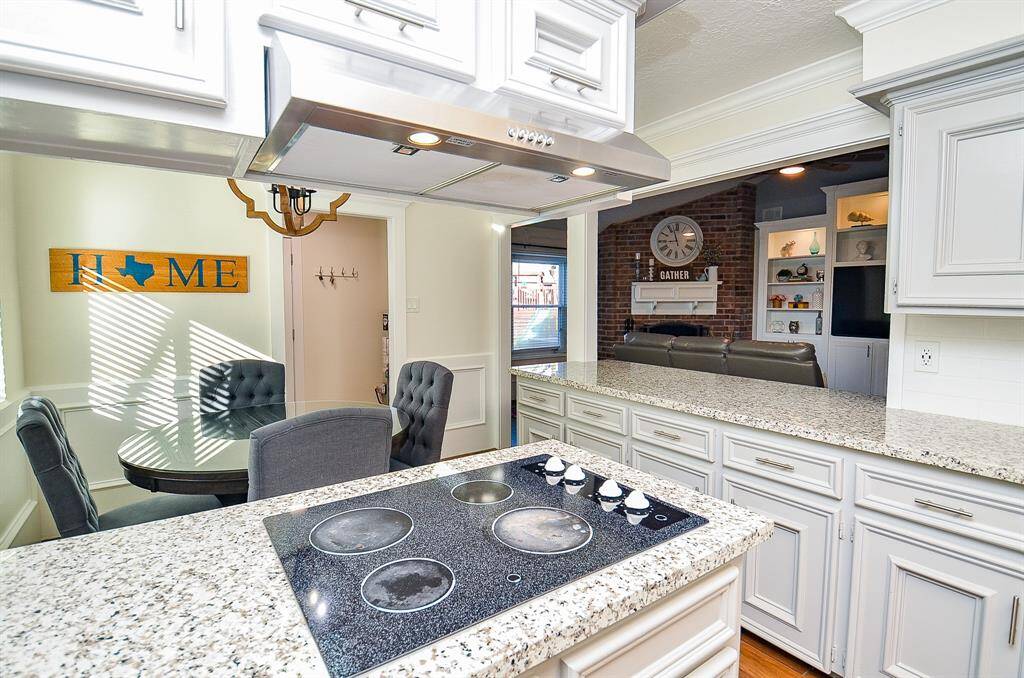 You will love the cooktop.